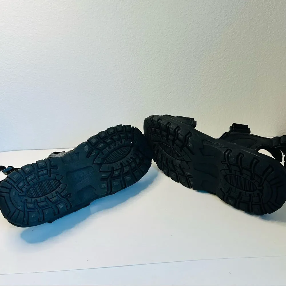 Rim Rock Mens Size 11 Black Genuine Leather Adjustable Straps w TPR SOLE SANDALS